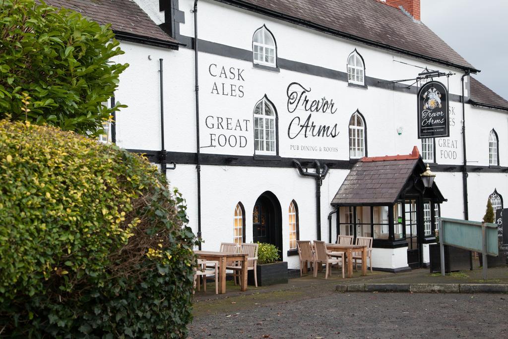 Trevor Arms Hotel Wrexham Exterior photo